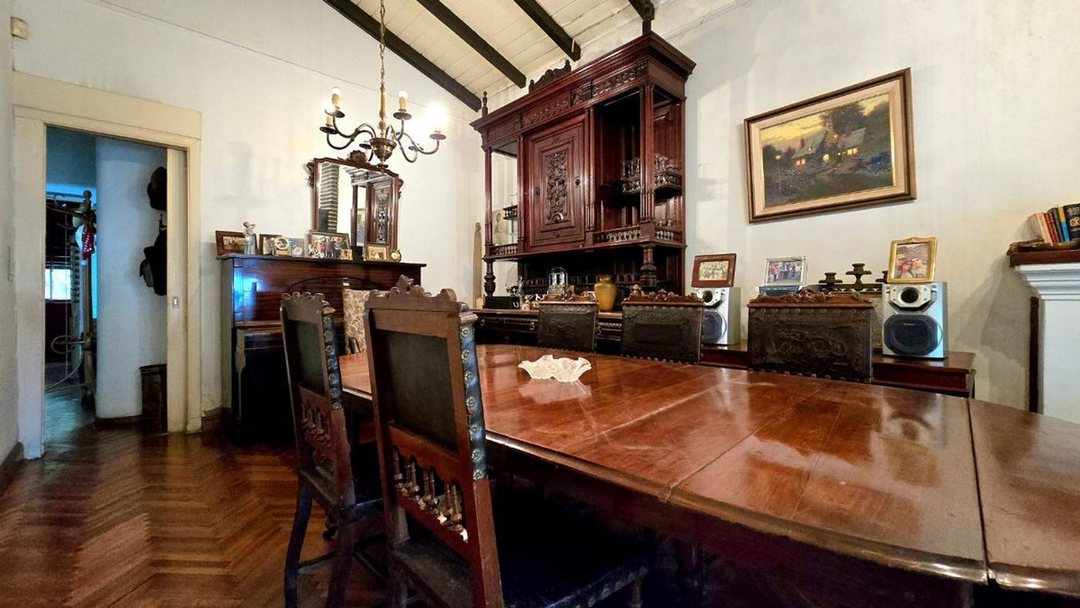 VENTA CASA 5 AMBIENTES CON QUINCHO VILLA BALLESTER