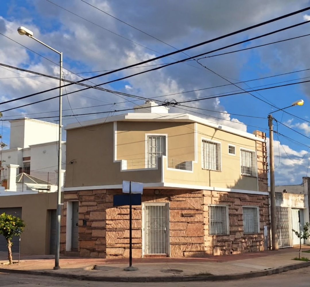 Venta Casa doble Renta espacio comercial B Empalme