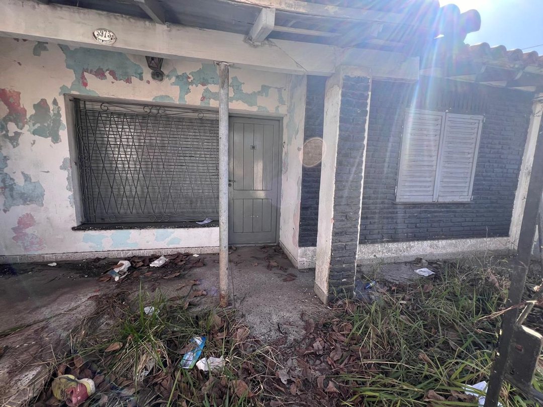 VENTA CASA 3 AMBIENTES - ISIDRO CASANOVA