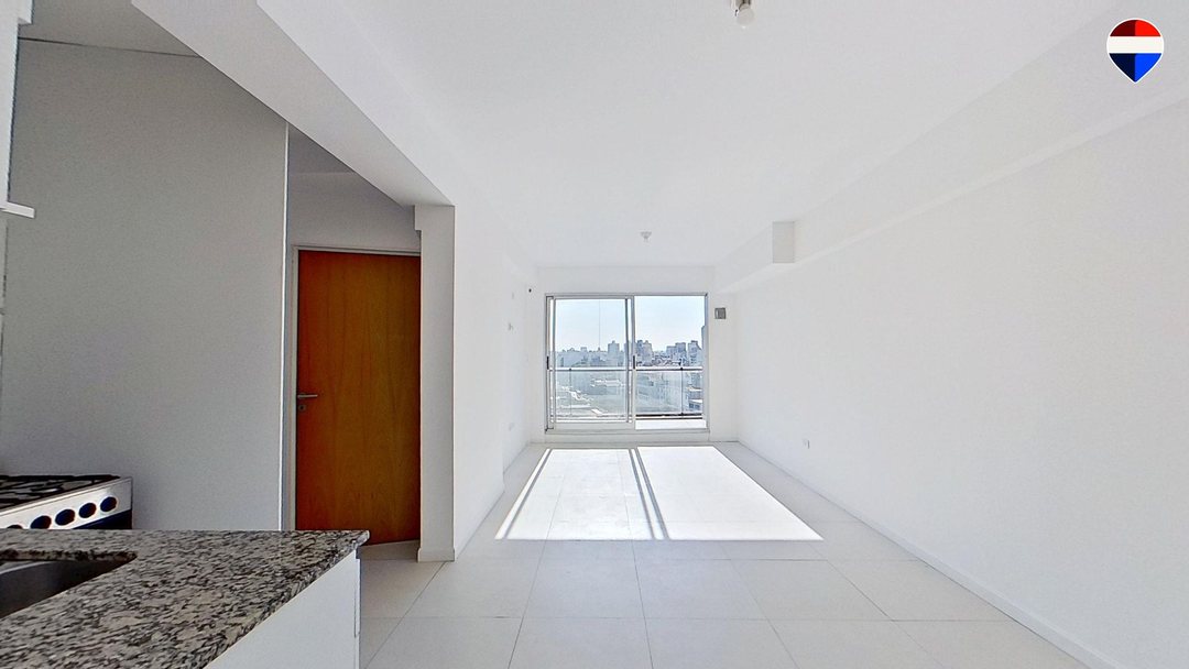 VENTA 2 AMB PISO ALTO GRAN BALCON PILETA Y SUM