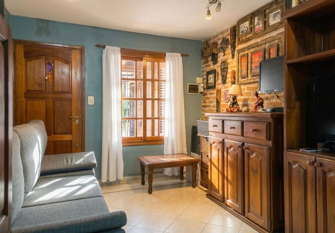 DUPLEX EN VENTA TOLOSA 2 DORMITORIOS COCHERA