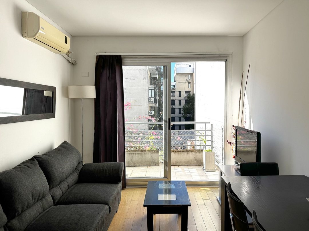 VENTA TRIPLEX 2 AMBIENTES CON TERRAZA LAS CAÑITAS