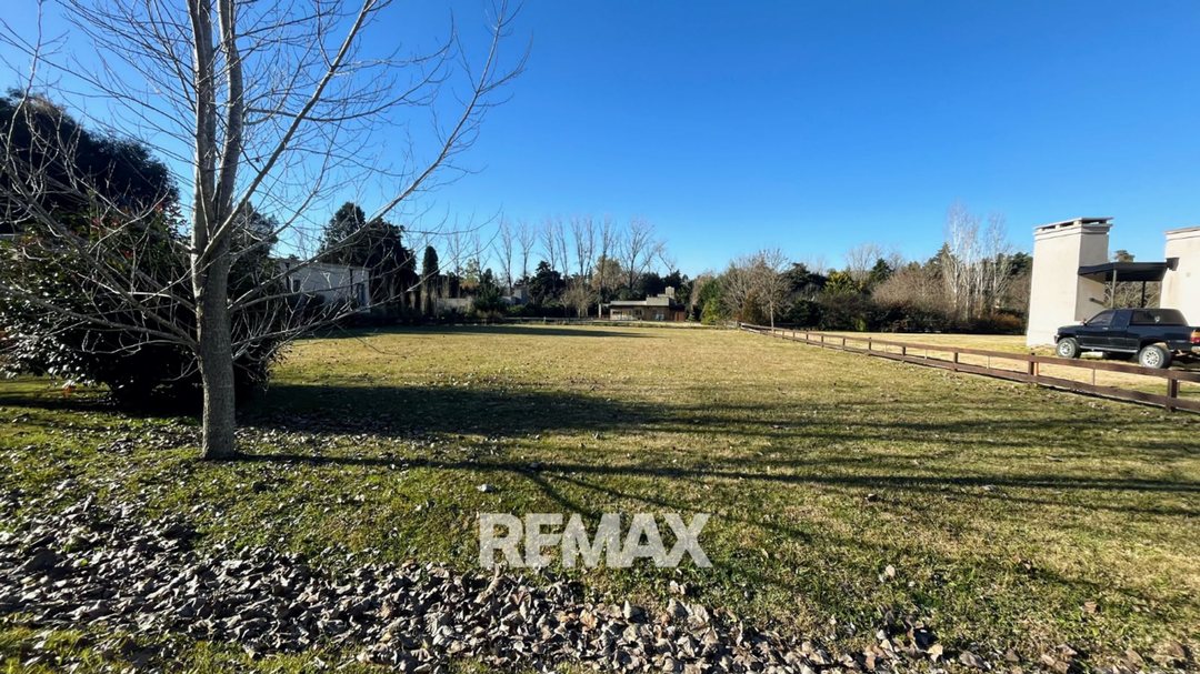 Venta Lote central Open Door Lujan 1500 mts