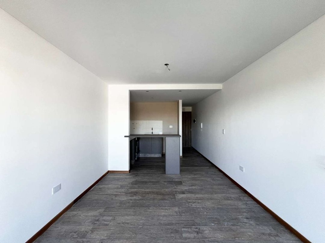 DEPARTAMENTO VENTA LA PLATA MONOAMBIENTE EN POZO