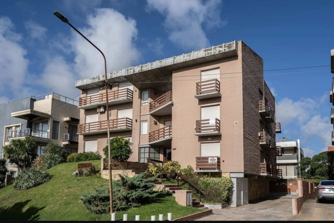DEPARTAMENTO 4 AMB PINAMAR ALQUILER x 12 MESES
