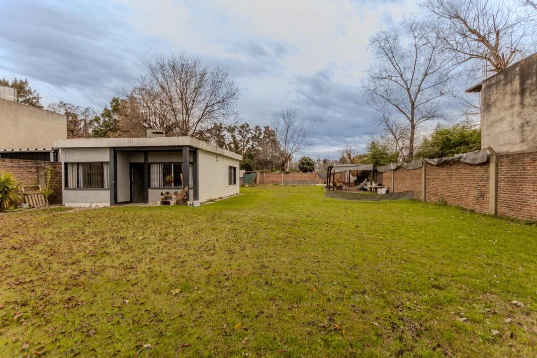 VENTA casa 3 ambientes con Piscina en TORTUGUITAS