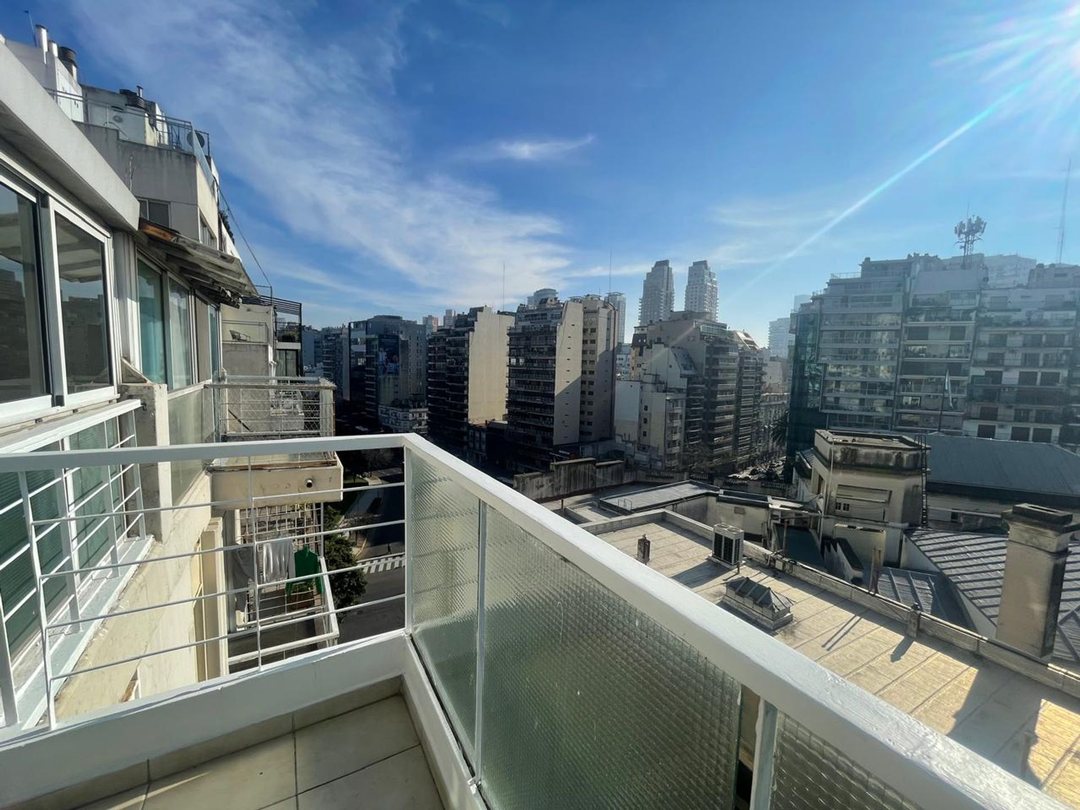 ALQUILER MONOAMBIENTE RECOLETA BALCON TERRAZA