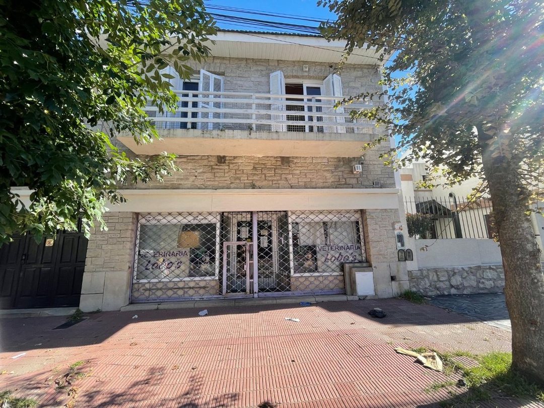 VENTA EN BLOCK VIVIENDA C/GARAJE, QUINCHO Y LOCAL