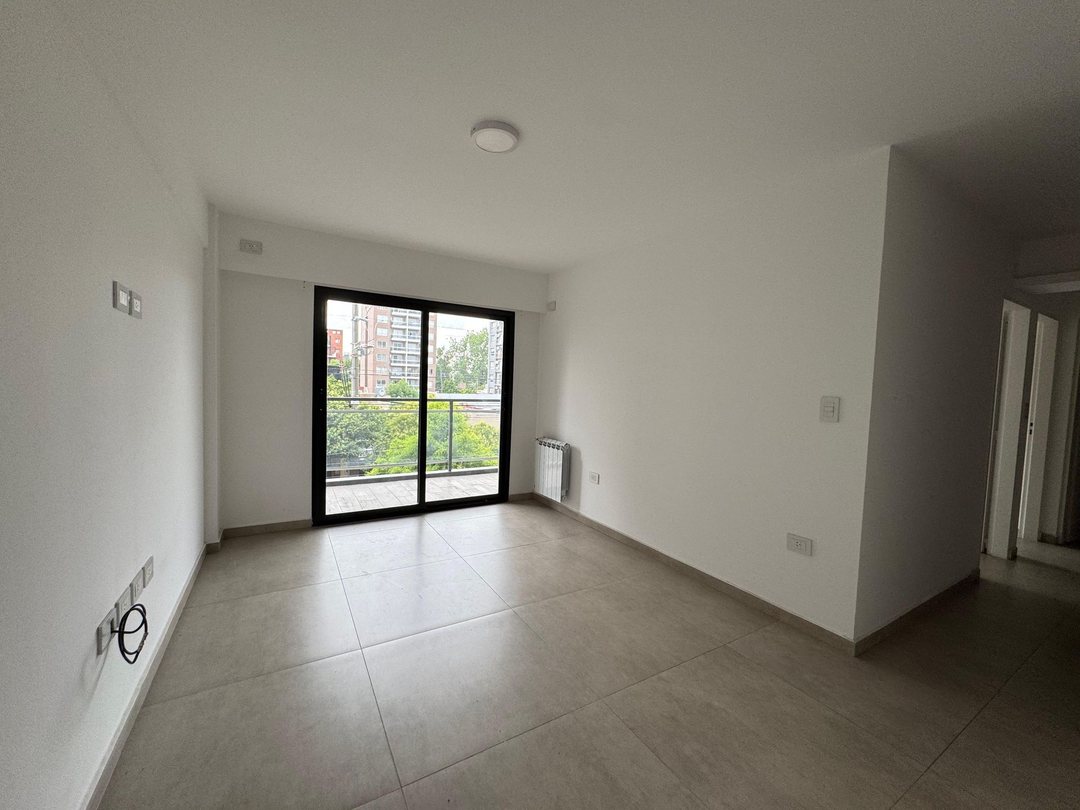 VENTA DEPTO 3 AMB C/ COCHERA MORÓN