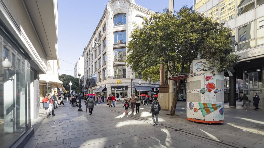 EN VENTA UN DORMITORIO SAN MARTIN Y CORDOBA