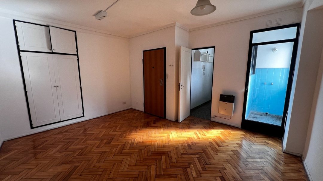 ALQUILER DEPTO 2 AMB. CON BALCON EN PALERMO