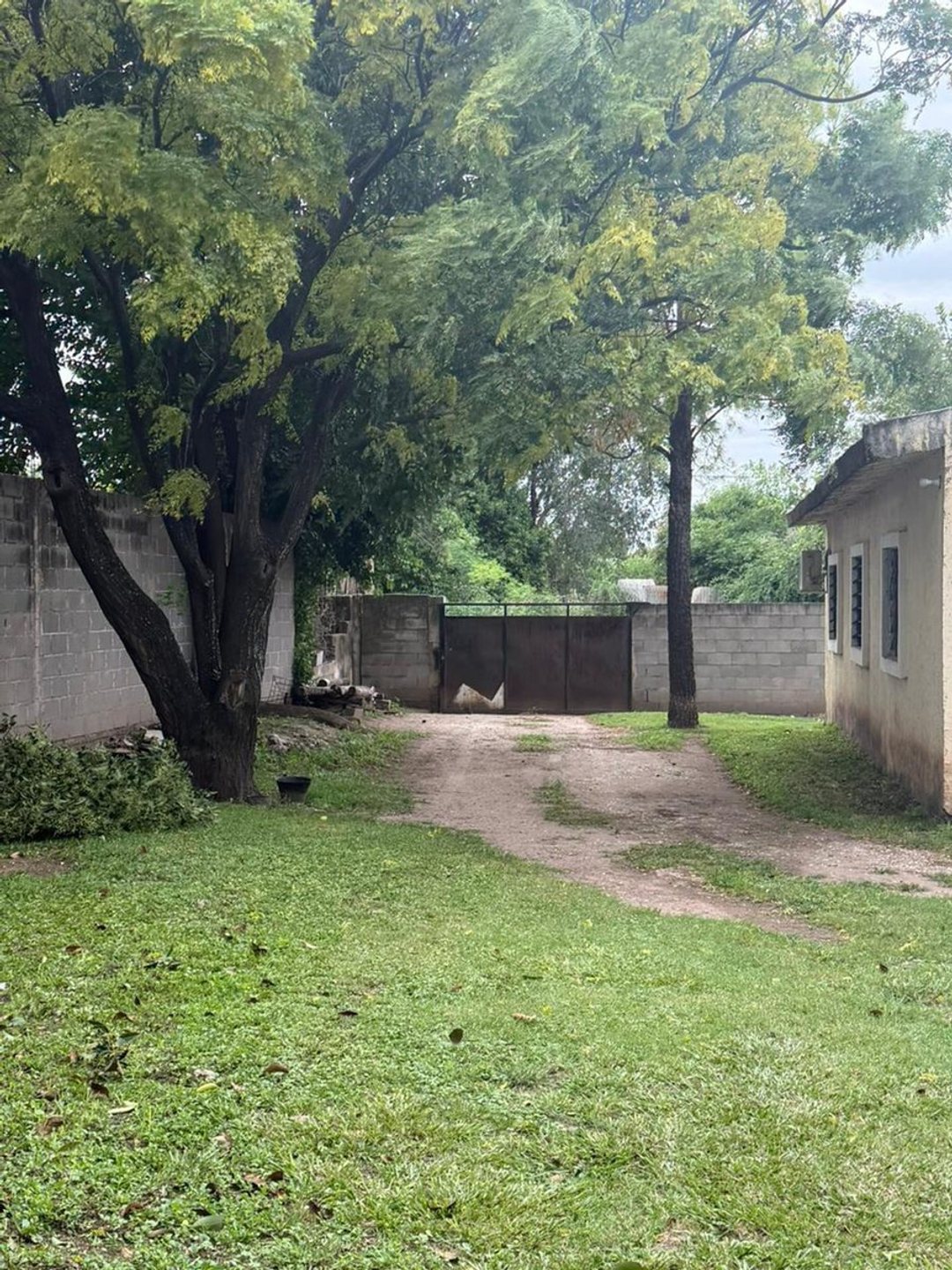 VENTA CASA 3 DORM-V.ALLENDE PARQUE-A REFACCIONAR