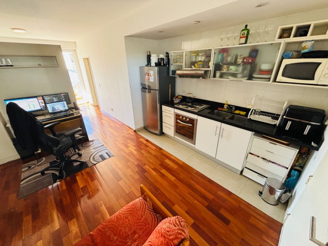 MONOAMBIENTE VENTA con 2 balcones / SUM / Parrilla