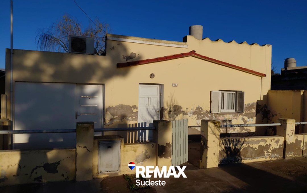 VENTA CASA DOS DORMITORIOS GRAL DANIEL CERRI