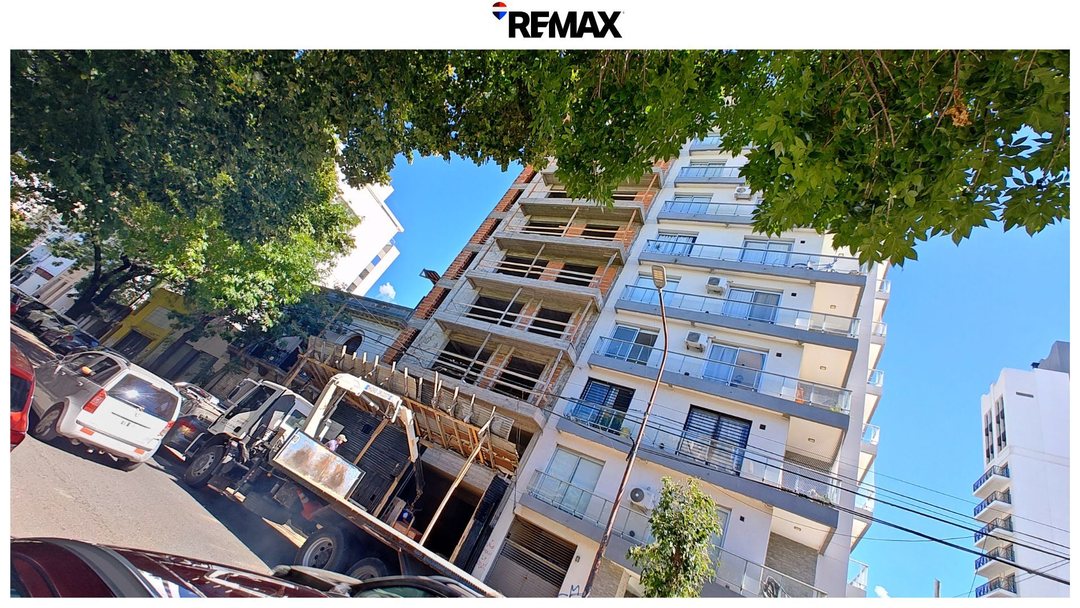 MONOAMBIENTE 45 M2 C/BALCON EN LA PLATA