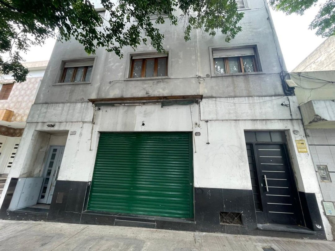 VENTA LOCAL COMERCIAL PB CON DEPOSITO EN SUBSUELO