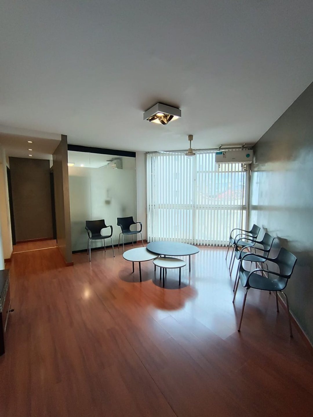 VENTA OFICINA 100% EQUIPADA CENTRO CORDOBA