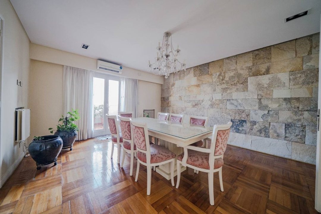 VENTA DEPTO 8 AMB BALVANERA BALCON CON PARRILLA