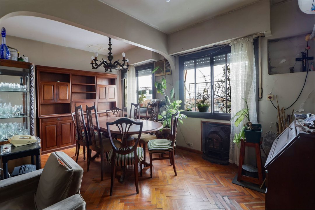Venta de dpto 4 amb. excelente zona Florida Mitre.