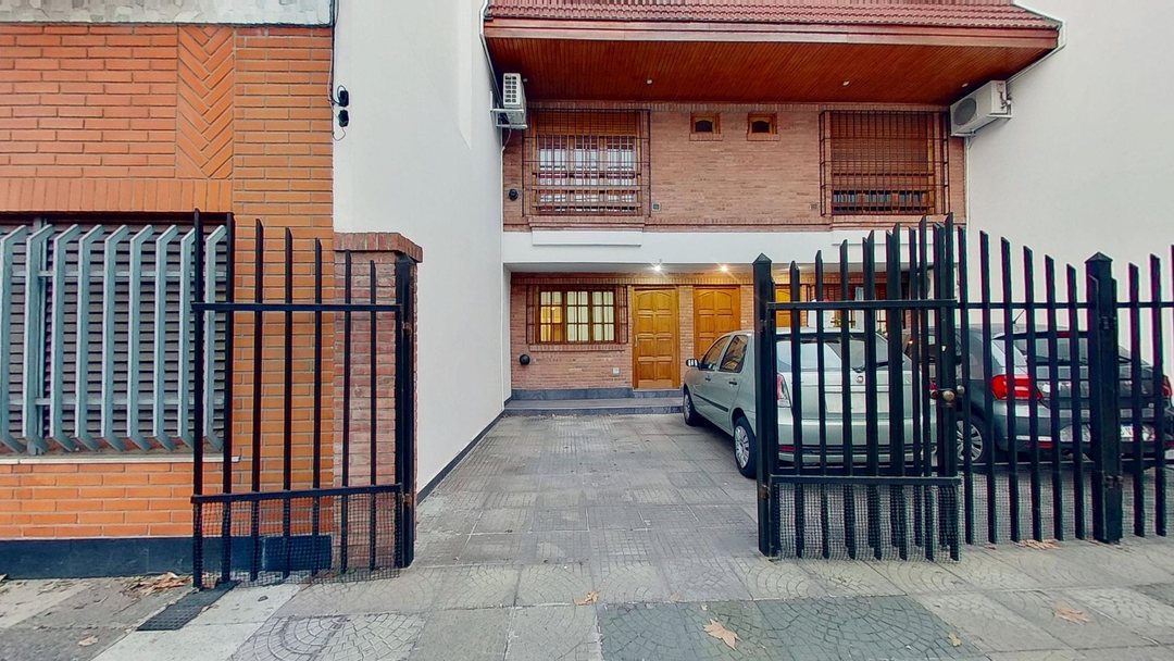 Venta PH 3 amb/patio y cochera Villa Urquiza
