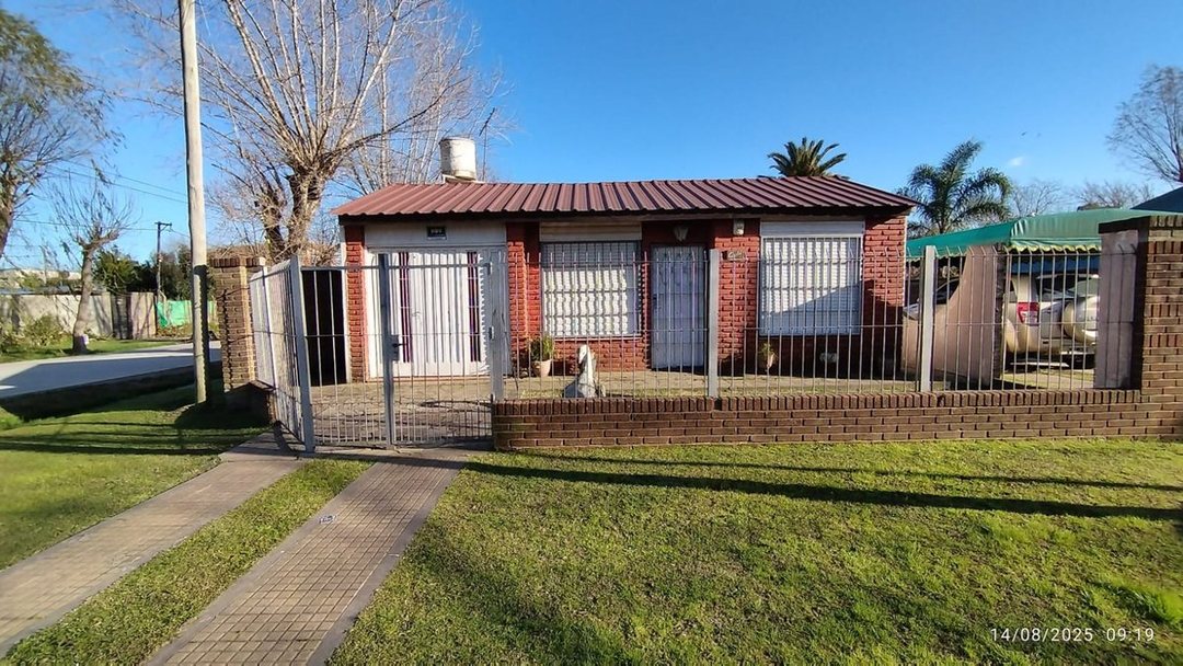 CASA EN VENTA EN PUNTA LARA