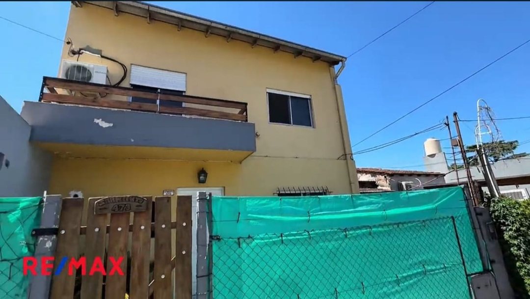 Muy Buena casa en el centro de Garin