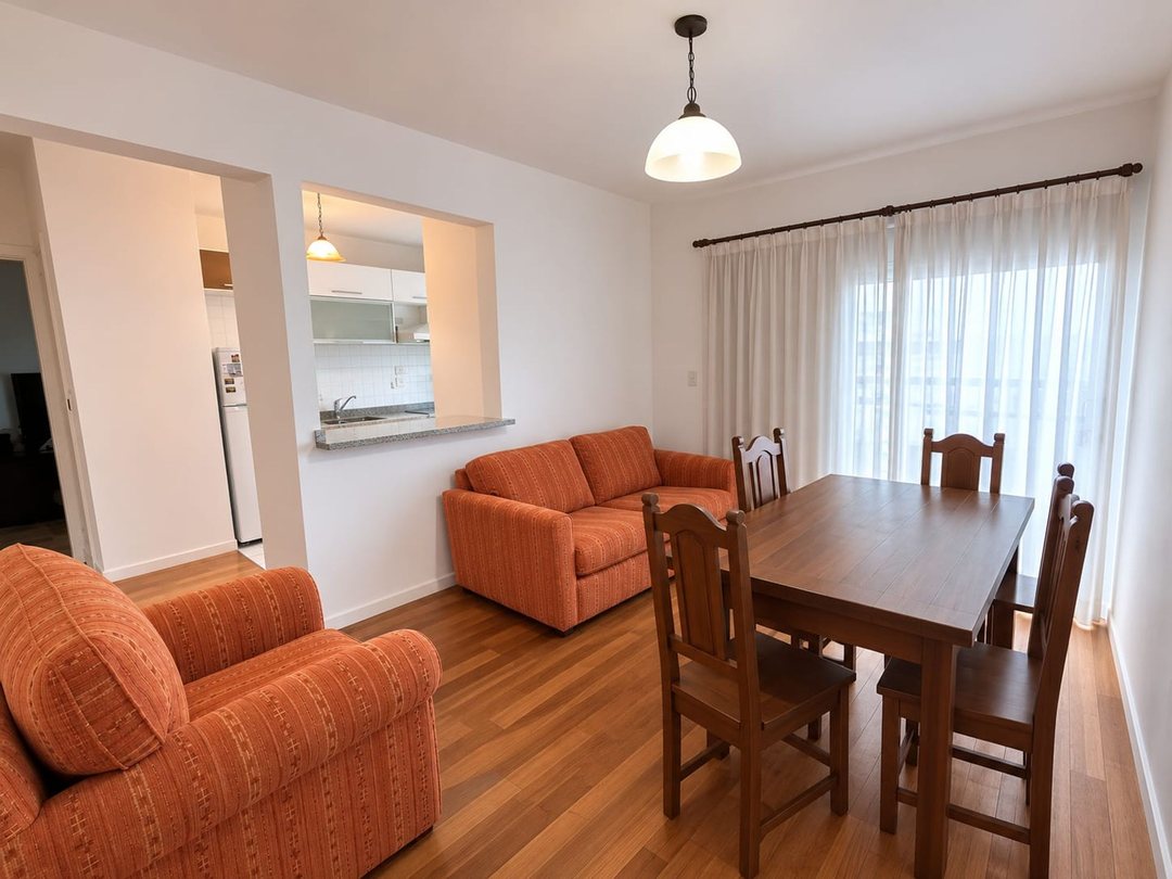 VENTA DEP. 2 AMB. FRENTE DOBLE BALCON CASEROS