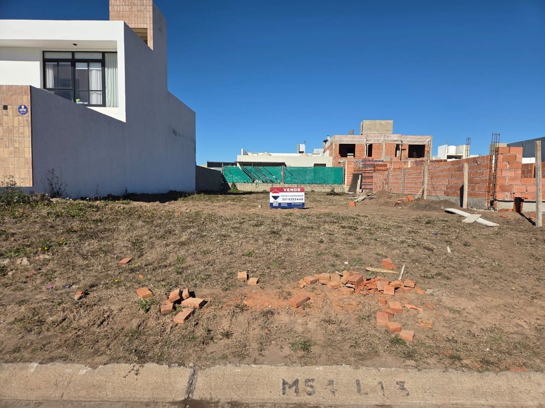SE VENDE LOTE 360 MTS2 EN DOCTA BOULEVARD