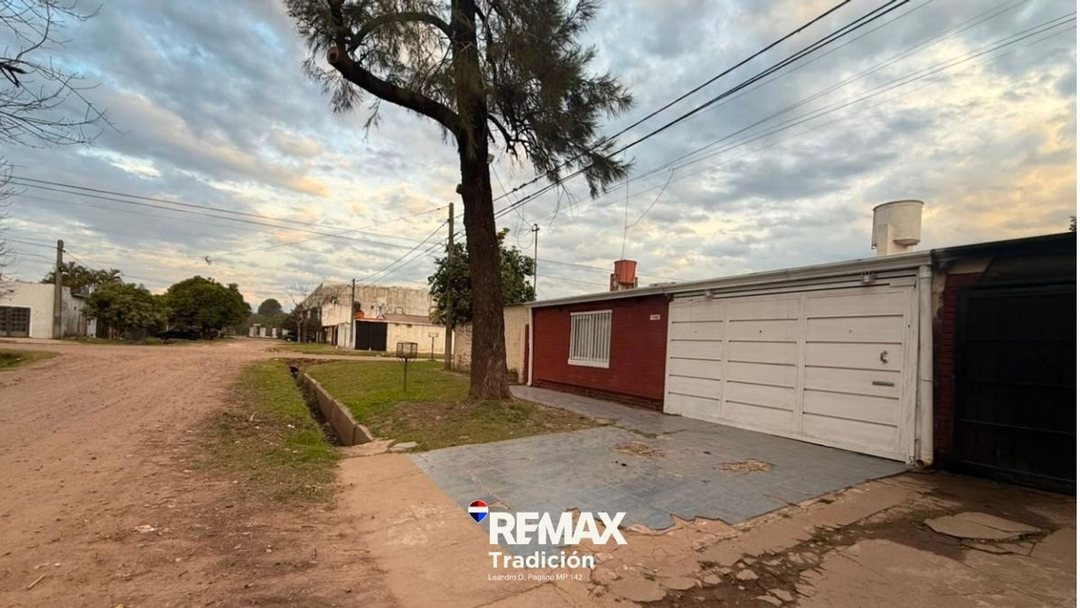 Casa de 4 ambientes en venta en las 240 viviendas