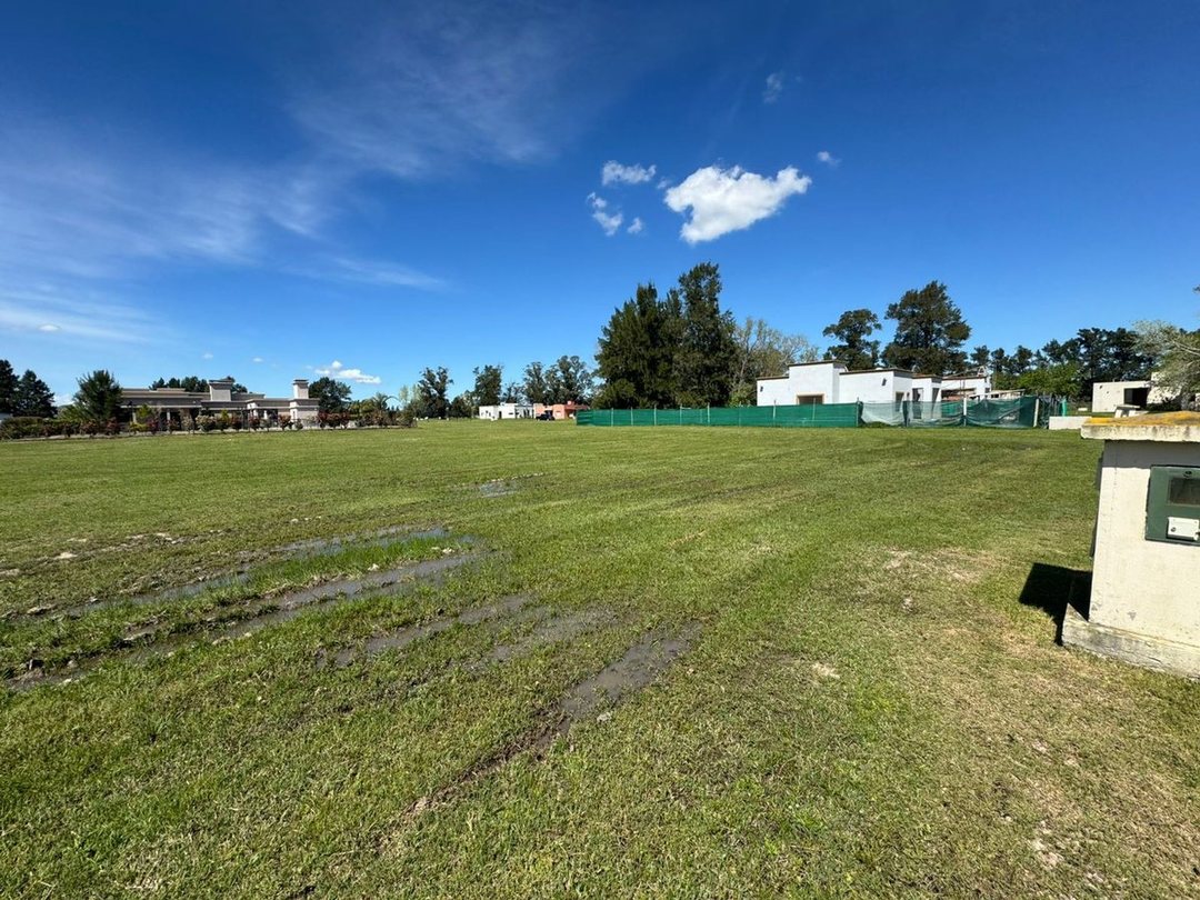 LOTE EN VENTA AREA 60 LA ESCONDIDA