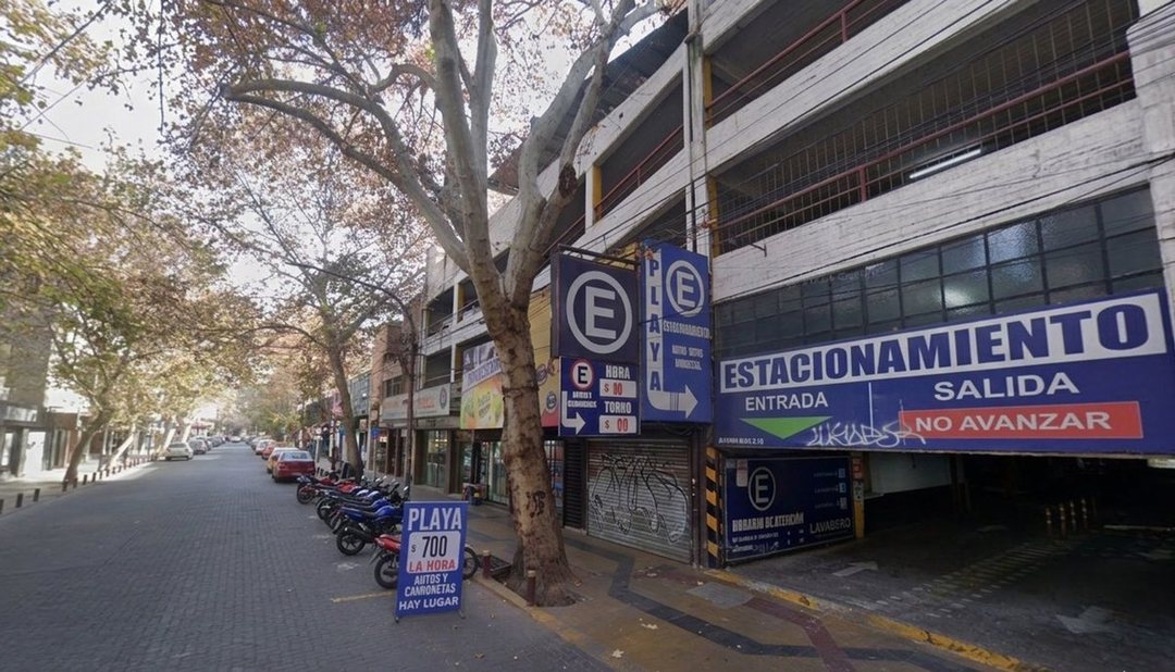 COCHERAS EN VENTA CALLE CATAMARCA 50 MENDOZA