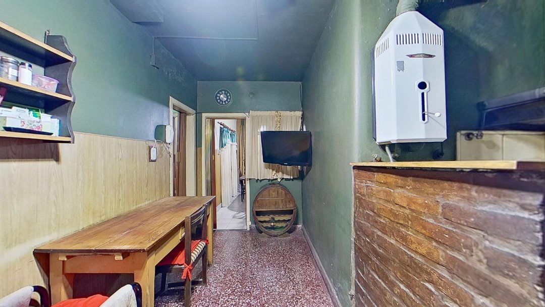 Casa con Amplio Espacio Multifuncional en venta.