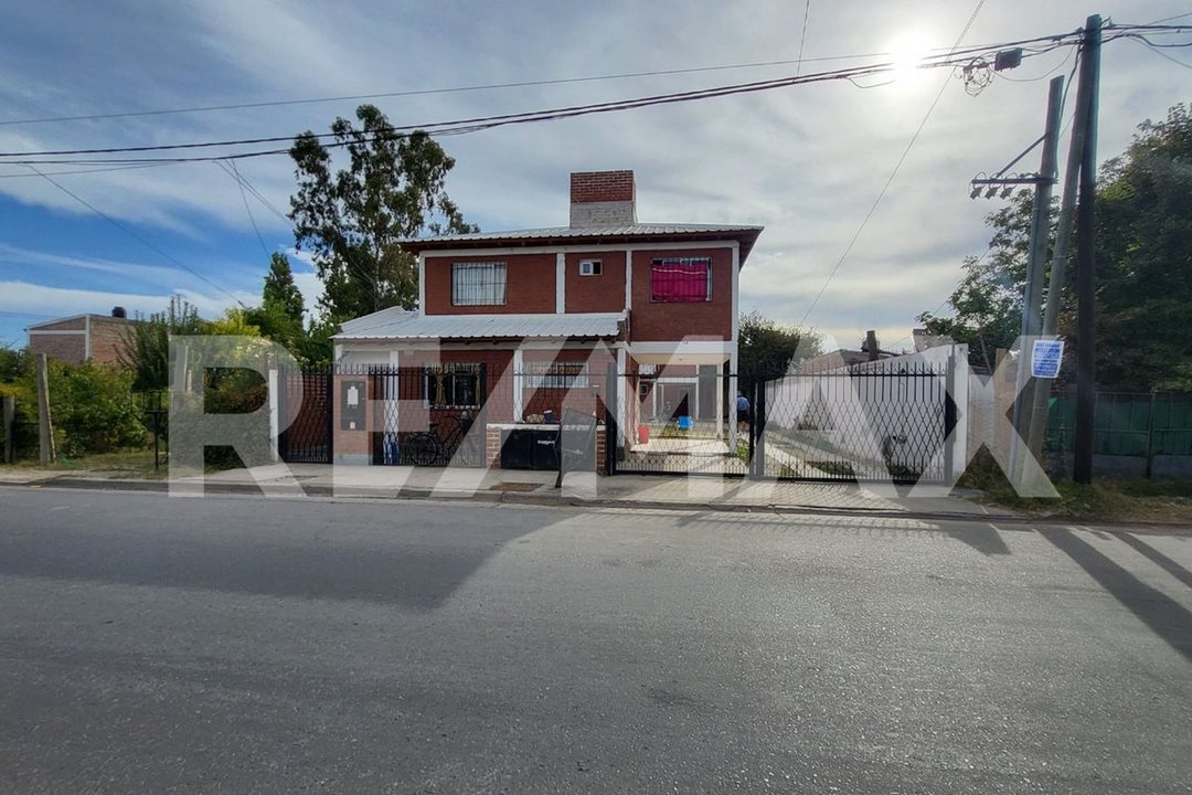 ALQUILER DUPLEX 2 DORMITORIOS C/COCHERA PLOTTIER