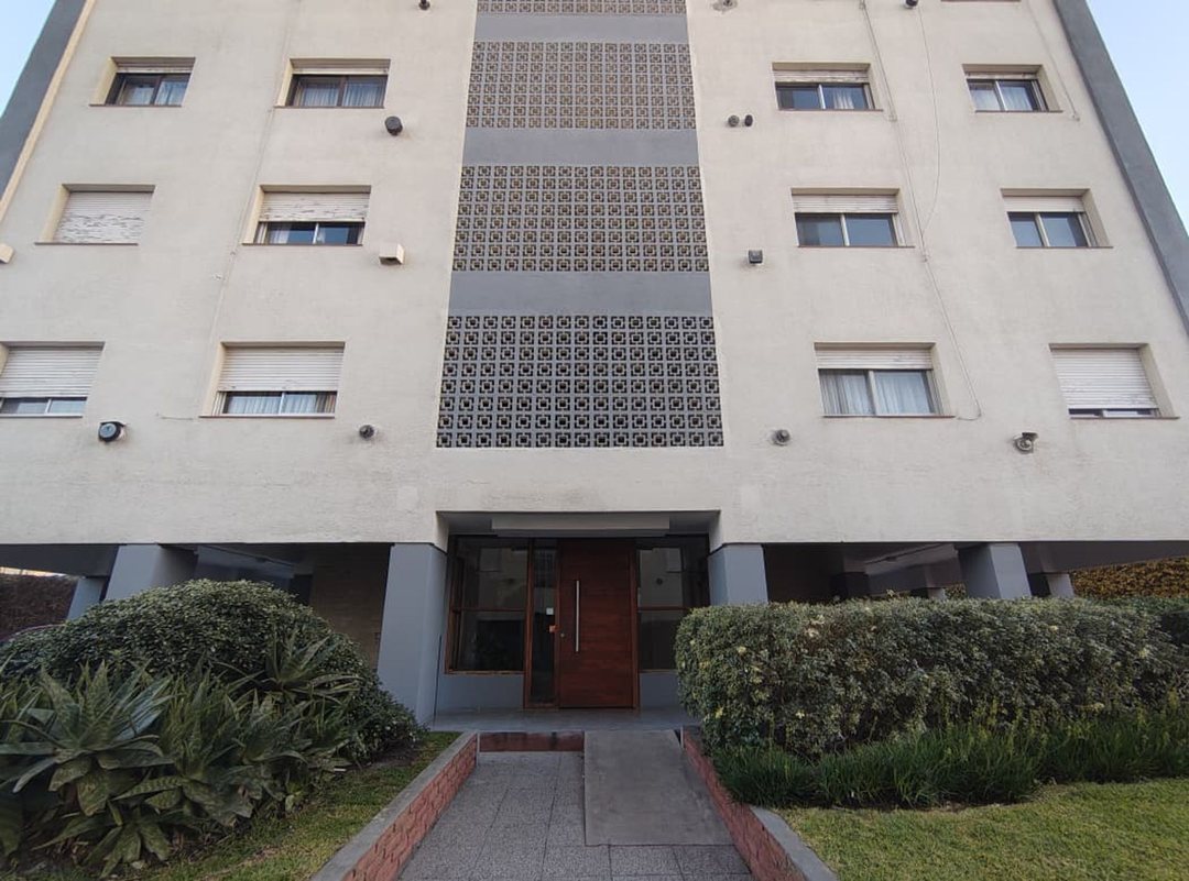 VENTA DEPARTAMENTO 3 AMB C COCHERA DON BOSCO