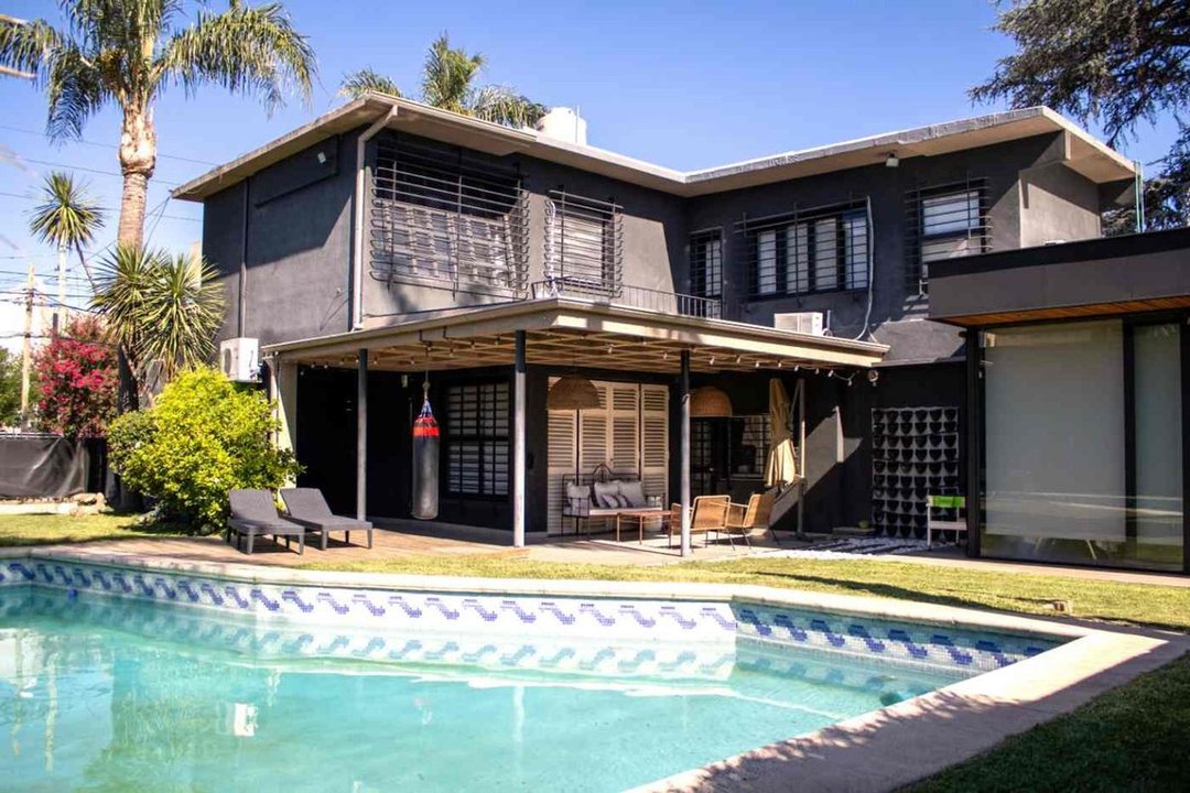 VENTA DE CASA 4 AMBIENTES RAMOS MEJIA