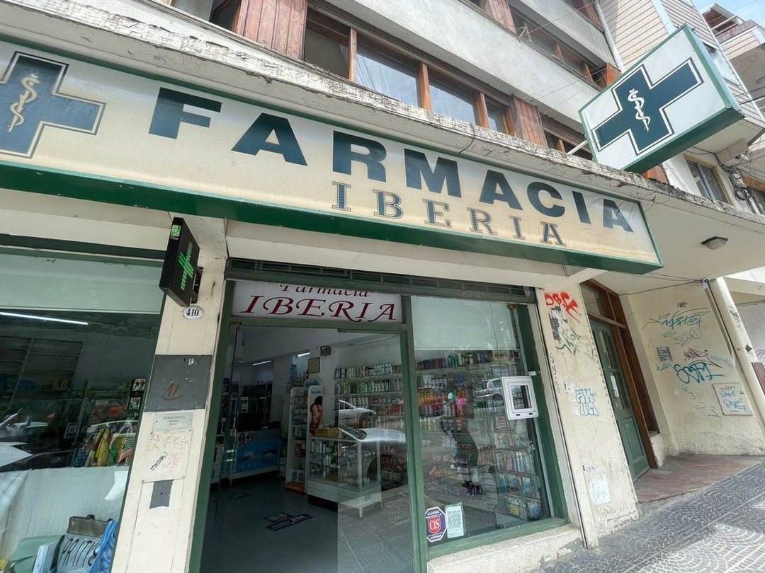 Se vende local comercial céntrico