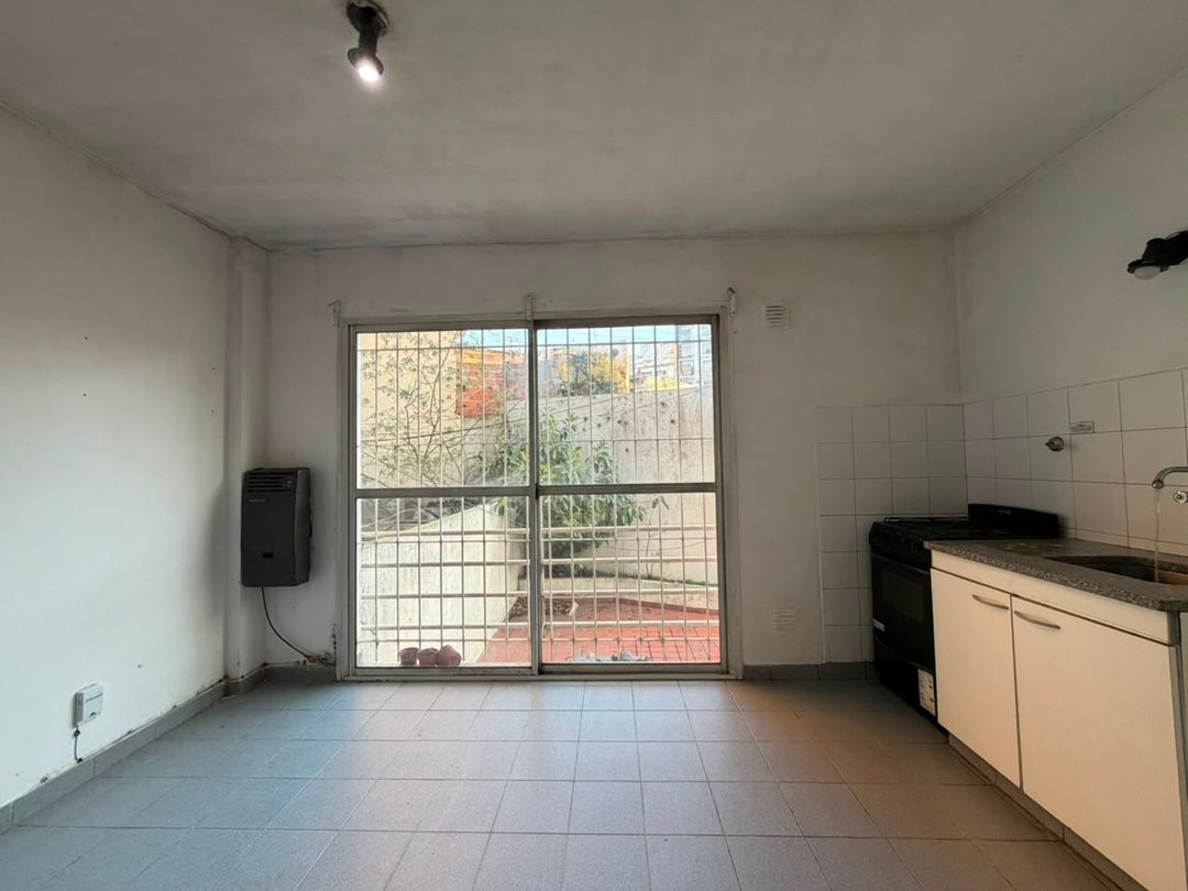 MONOAMBIENTE EN VENTA PLAZA ITALIA LA PLATA