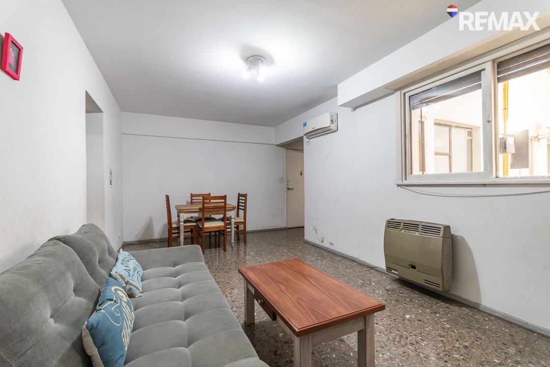 VENTA DTPO 2 AMBIENTES EN BARRACAS