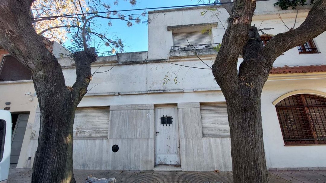 Casa en Venta 4 ambientes Quilmes a reciclar