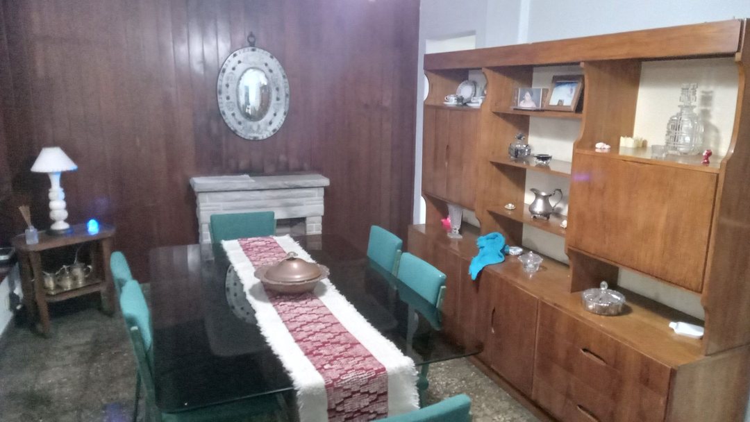 VENTA CASA 3 AMB. C/LOCAL Y DEPOSITO CIUDADELA