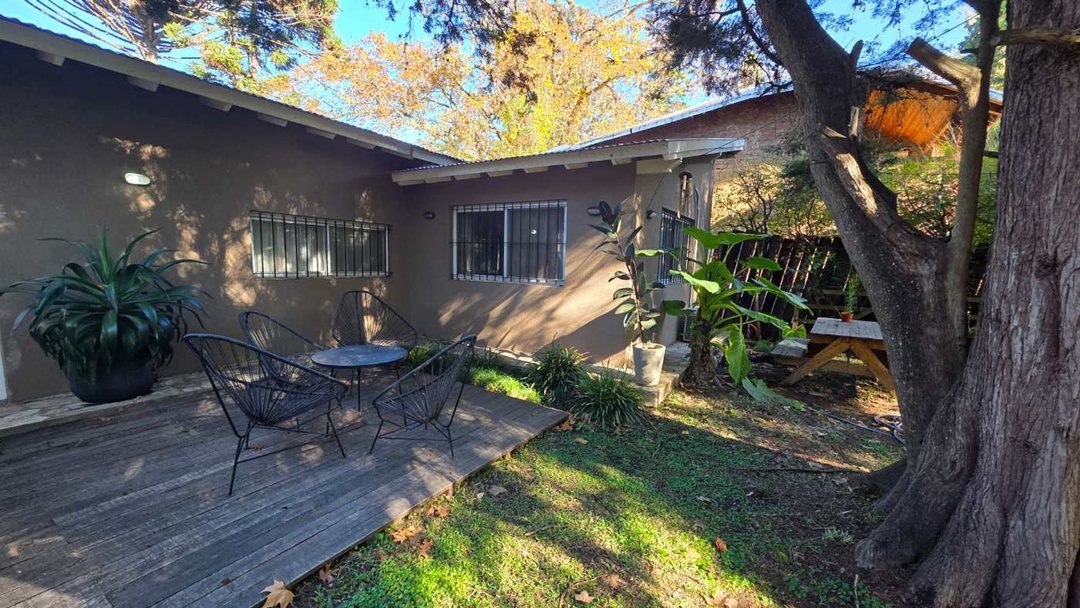 VENTA CASA 4 AMB. PARQUE/PISCINA PARQUE LELOIR