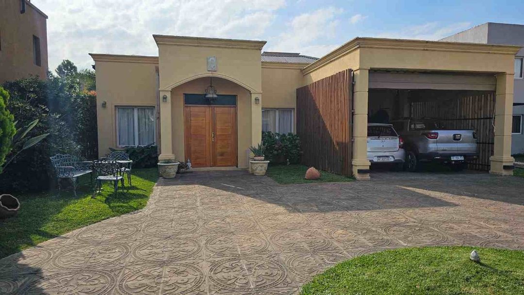 VENTA CASA 4 AMB EN PB HARAS MARIA VICTORIA MORENO
