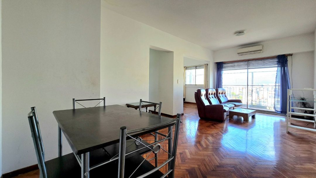 VENTA DEPARTAMENTO 3 AMBIENTES SEMIPISO C/BALCÓN