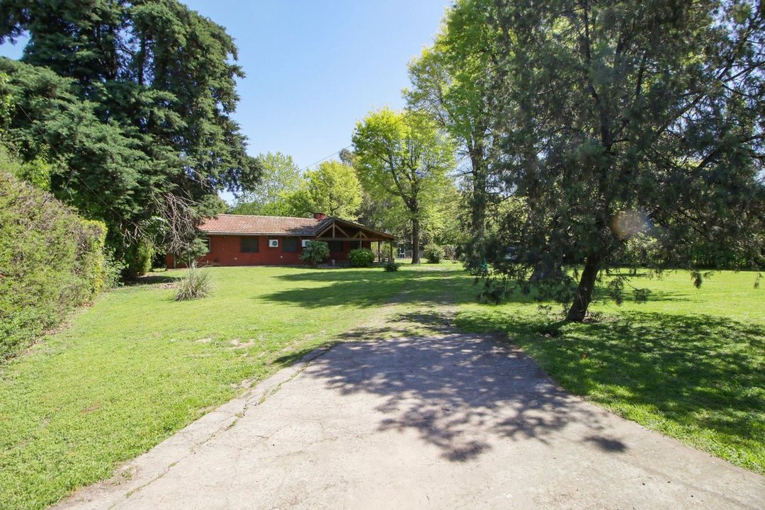 VENTA CASA QUINTA 5 AMB CON PILETA