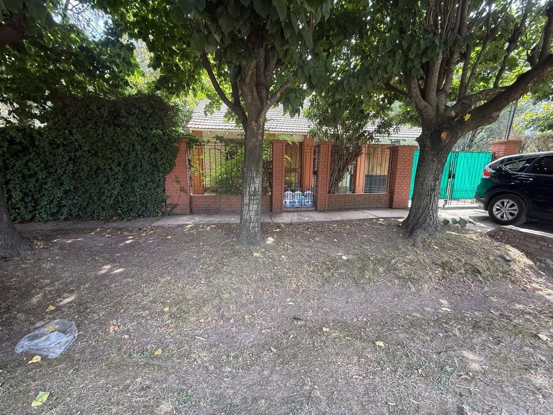 VENTA CASA QUINTA 6 AMBIENTES EN GRAL RODRIGUEZ