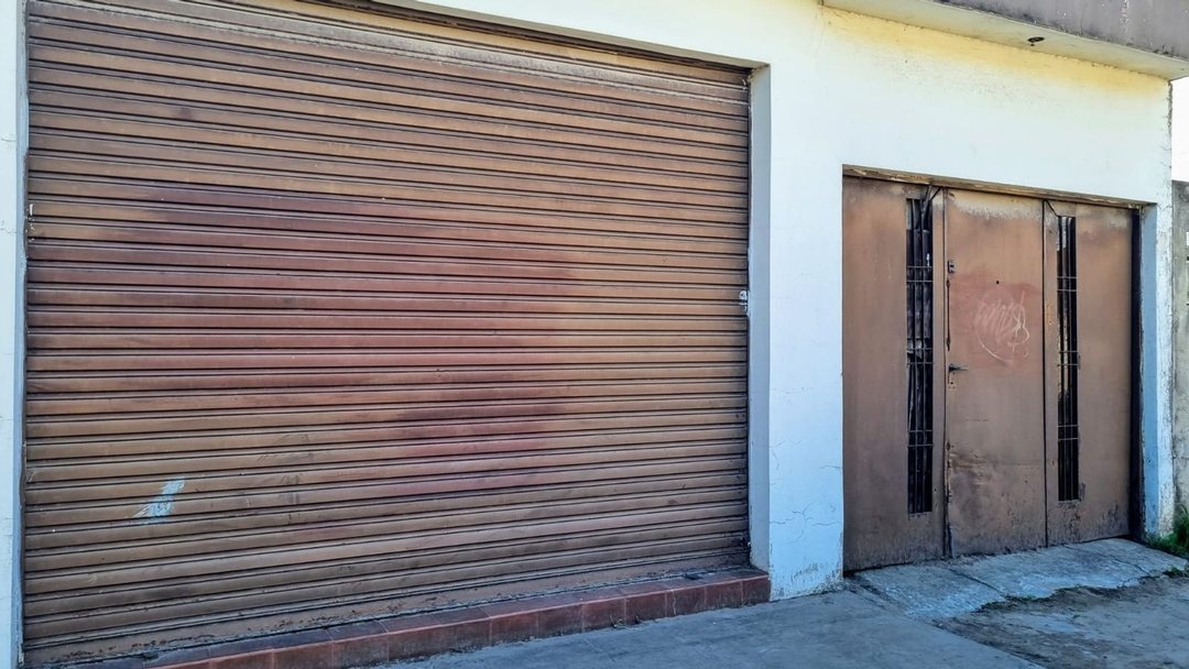 CASA EN VENTA- MORENO