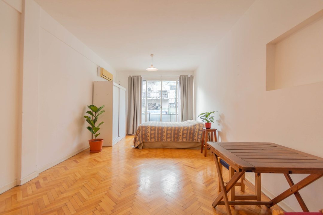 Monoambiente en Venta Colegiales Luminoso Baulera