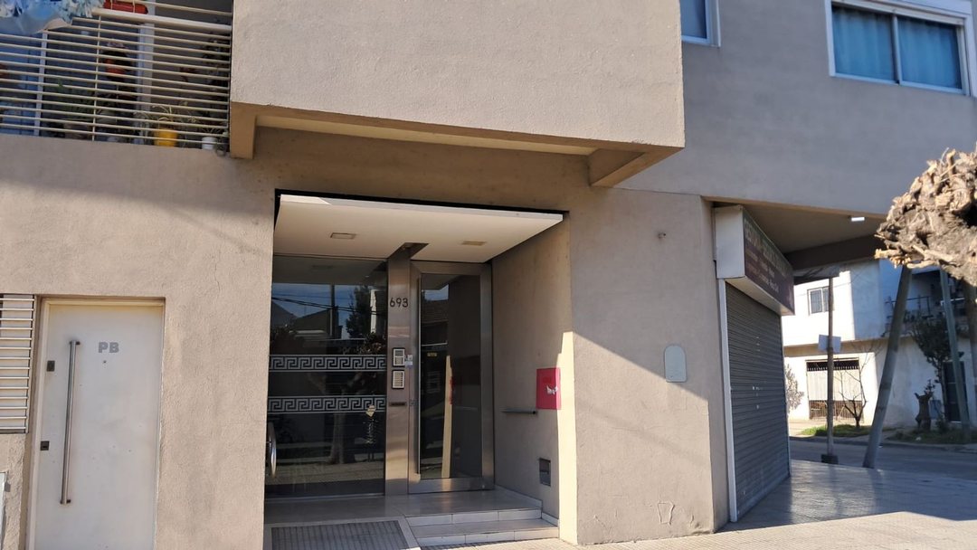 VENTA DEPARTAMENTO MONOAMBIENTE VILLA MADERO