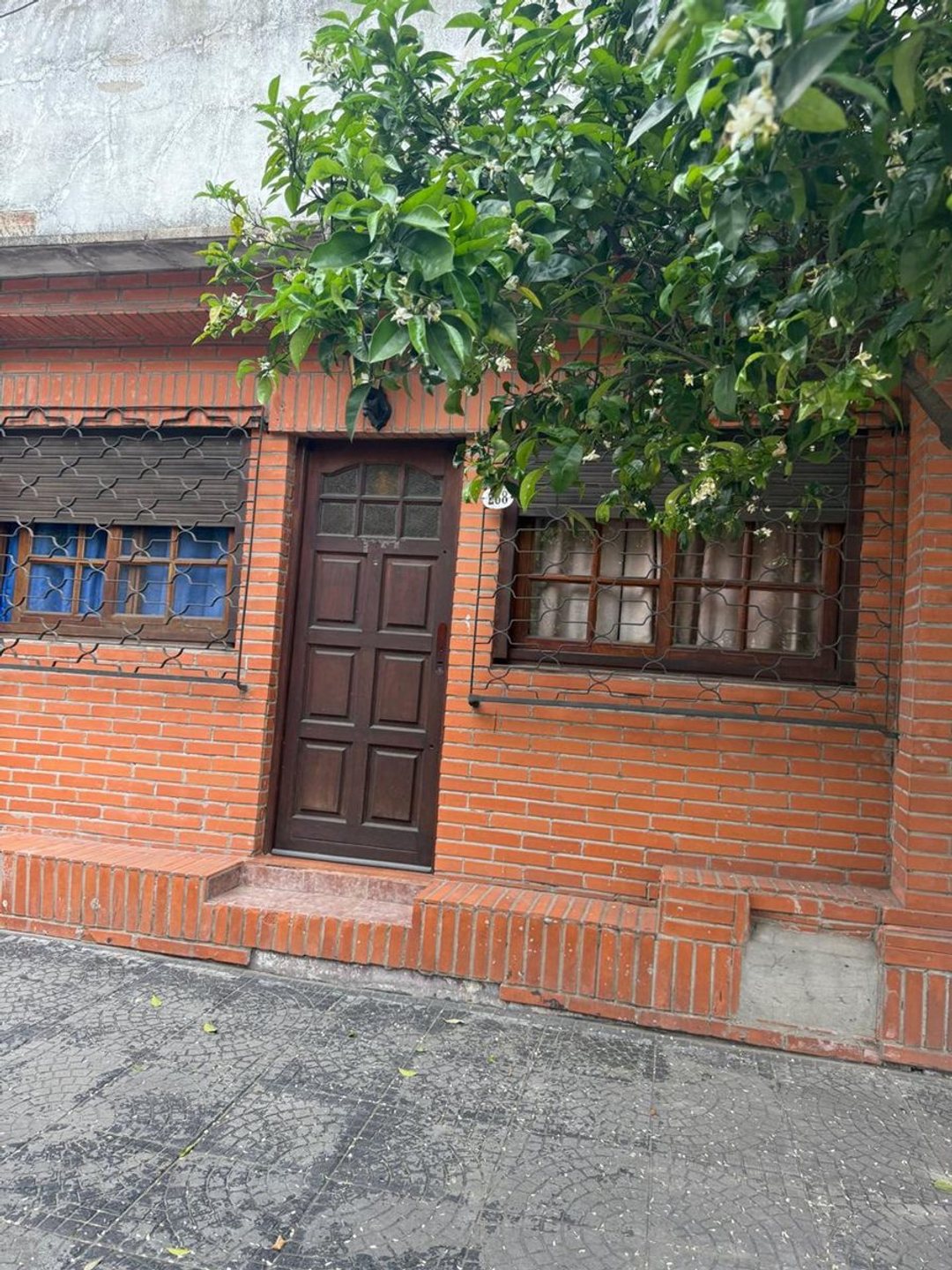 VENTA 0 PERMUTA CASA 4 AMB. + DPTO. 2MB. CIUDADELA