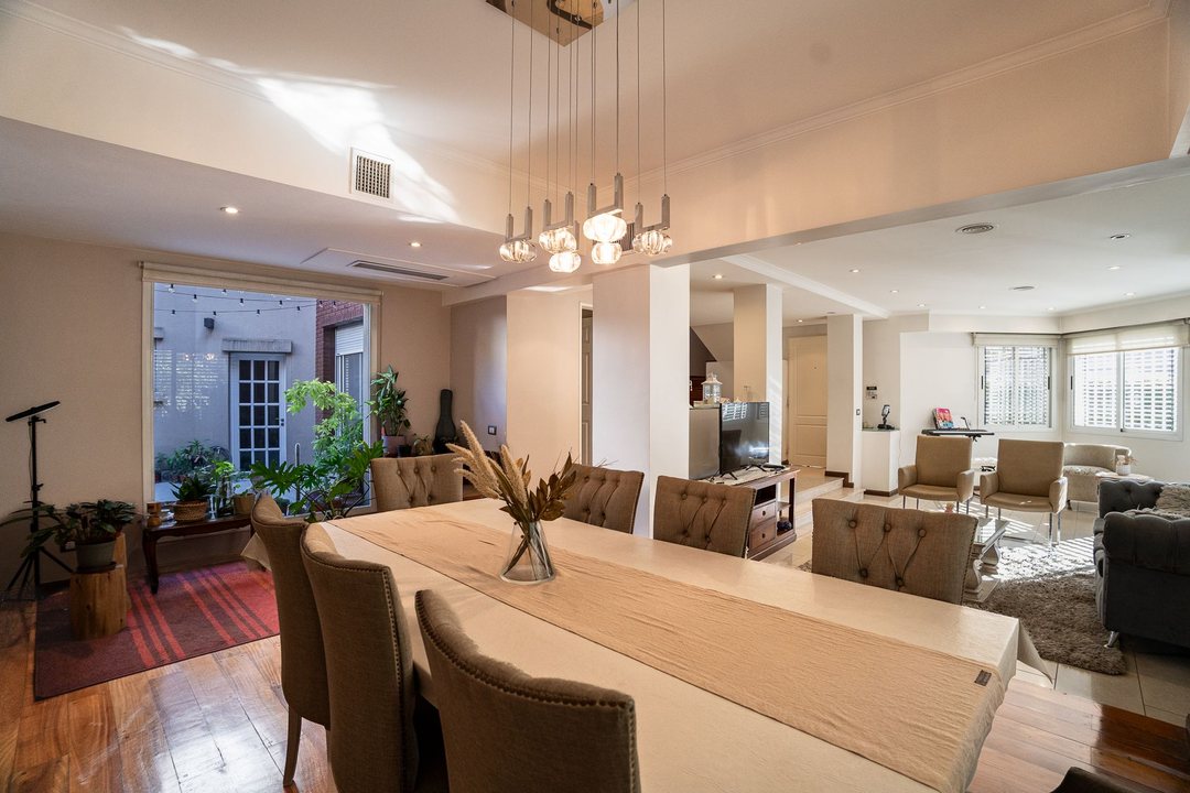 Casa 4 Amb 2 planta Venta en Caseros Apto credito